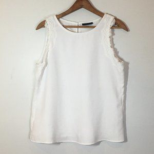 Worthington white dressy vest/tank top Lacey shoulder keyhole size petite large